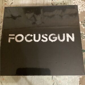 New sealed Focusgun Massage Gun‎ Deep Tissue Massager for Muscle Vibrating Relax